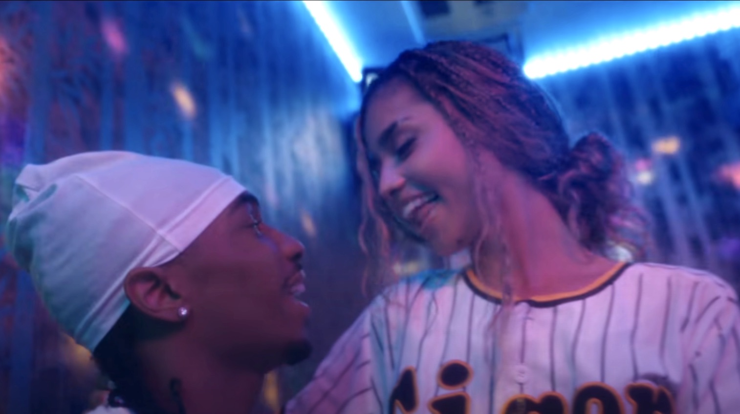 Tyla – Breathe Me (Official Music Video)