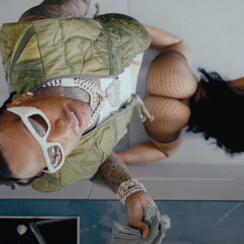 Moneybagg Yo Drops Steamy New Video ‘Bussin’ ft. Rob49: